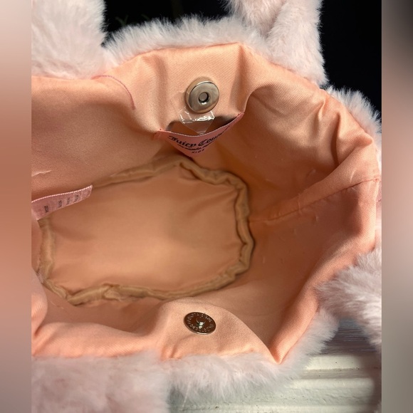 Juicy Couture Dusty Blush Pink Faux Fur Mini Tote Crossbody Bag NWT - Picture 4 of 6